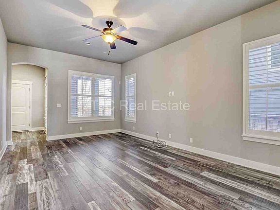 2nd image of 5512 N Wabash St