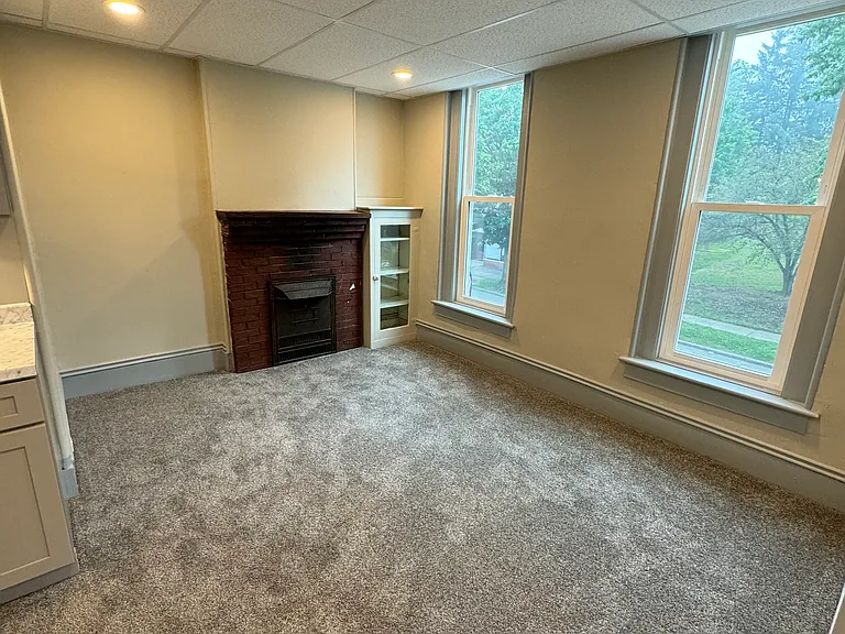 303 N Main St — Photo 6