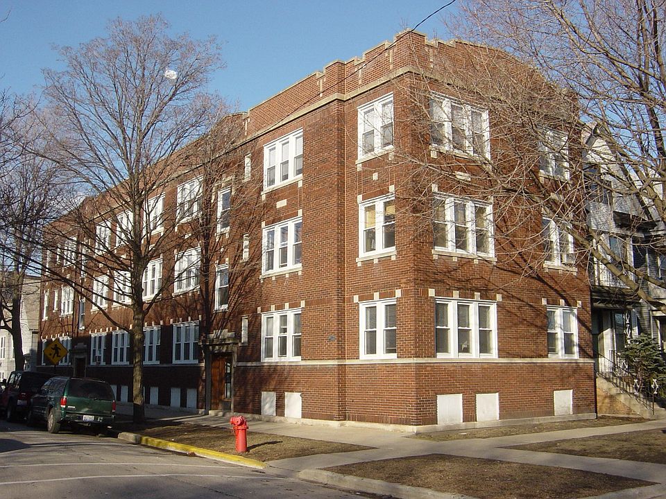1st image of 4501 N Oakley Ave #1