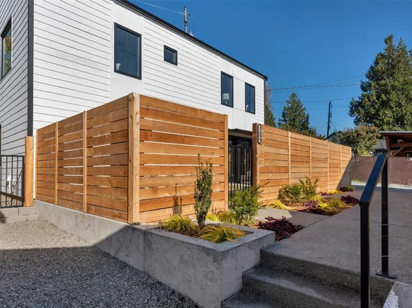 5404 20th Avenue S, Seattle, WA 98108