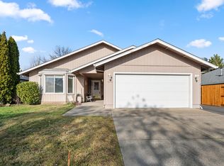 1025 Fairfield Ave, Central Pt, OR 97502