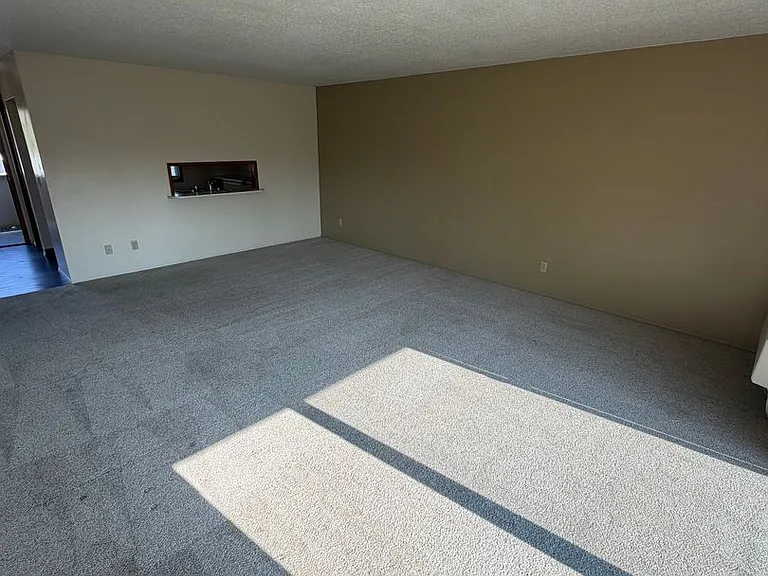 Michelbook Apartments — Photo 35