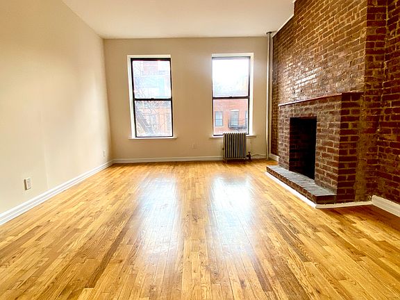 3rd image of 519 E 82nd St APT 4A