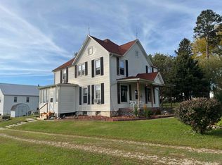102 S Rock City Rd, German Valley, IL 61039