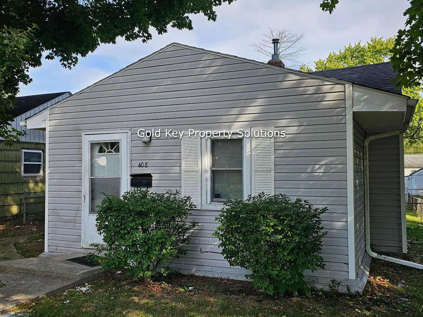 2 Br 2 Full Ba Home In Meadowbrook Area (No Section 8) — Photo 2