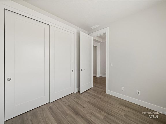 4th image of 300 S Gearbox Way