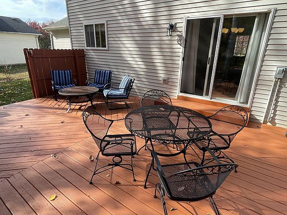 2nd image of 7325 Roberta Ln