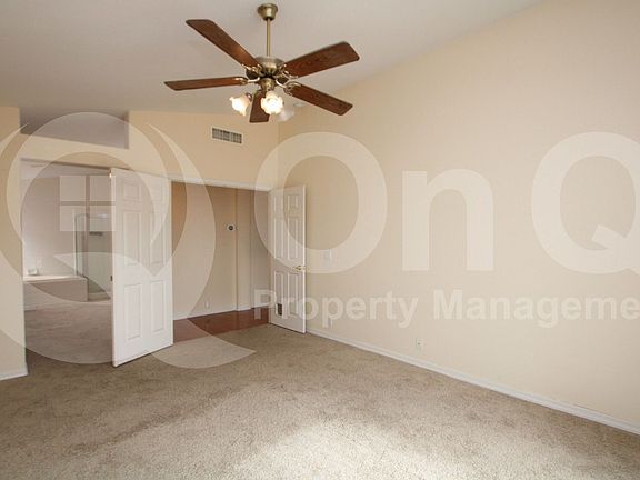 5th image of 1535 E Michelle Dr