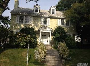 3350 159th St, Flushing, NY 11358