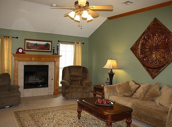 Cozy Fireplace to Enjoy on Colder Evenings