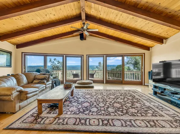 6141 Sarah Burner Ct, Pilot Hill, CA 95664