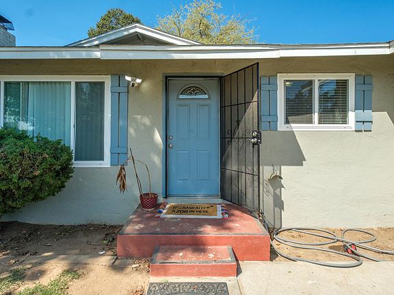 3rd image of 154 W Palo Alto Ave