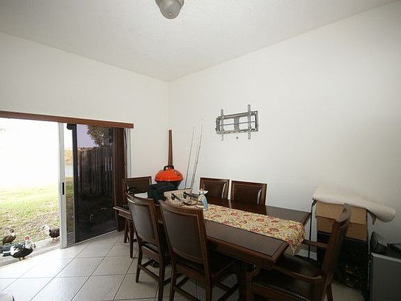 5th image of 22066 SW 89th Ct