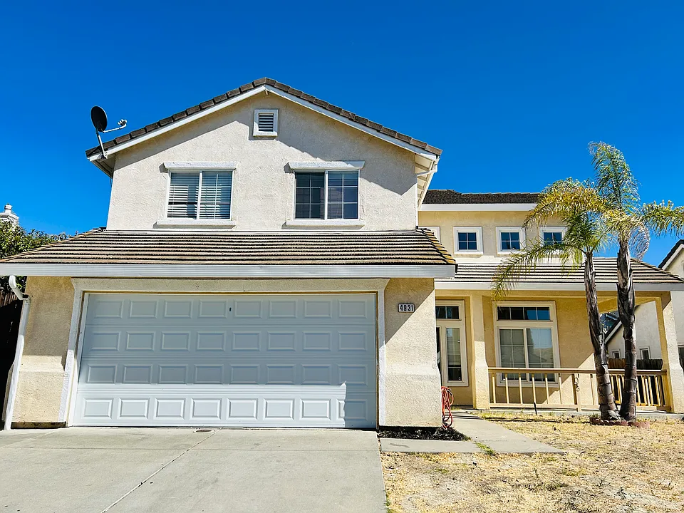Mesa Ridge Dr