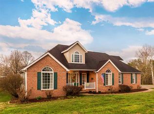 395 Oakwood Rd, Culloden, WV 25510