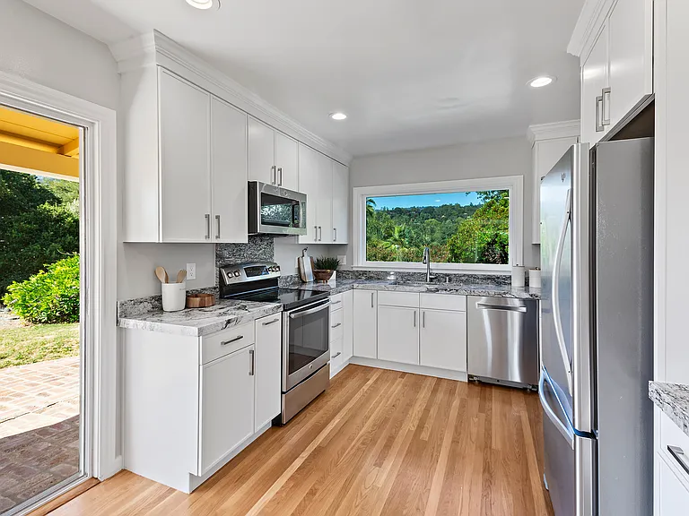25900 Vinedo Ln — Photo 19