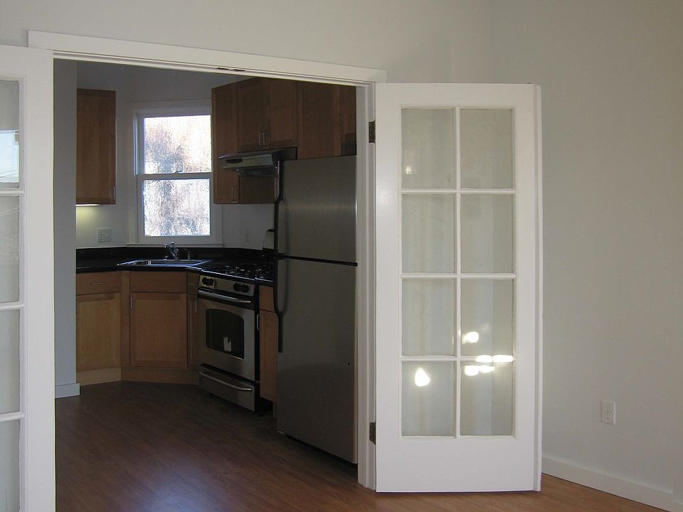 recently remodeled Edwardian, hardwood floors, granite kitch