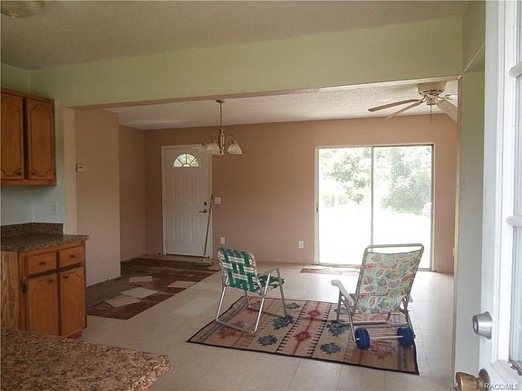 4th image of 4561 E Dartmouth Ln