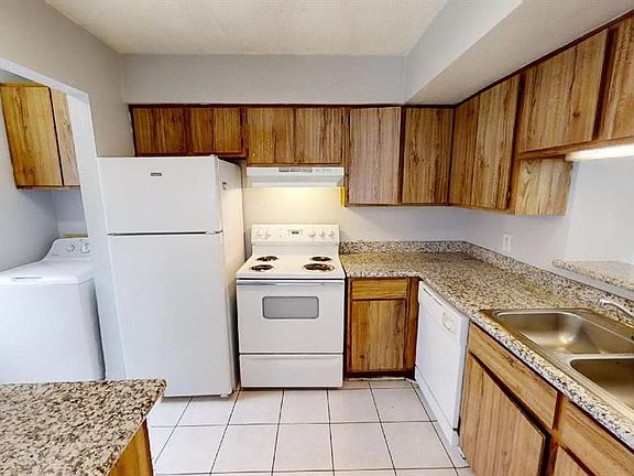 3rd image of 1500 Bay Area Blvd #167