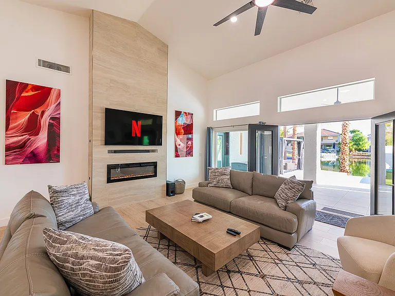 1710 E Queen Palm Dr — Photo 37