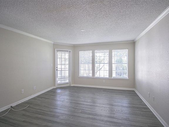 4th image of 3270 Haviland Ct APT 203