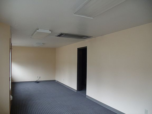 4th image of 1118 SE Stephens St