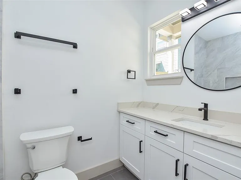 7103 Bennett Ave #2 — Photo 10