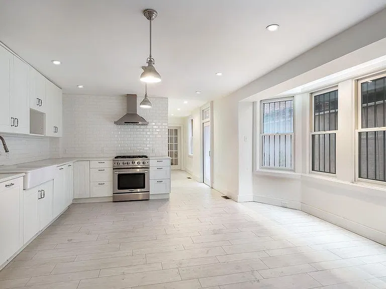 1534 Pine St #1 — Photo 5