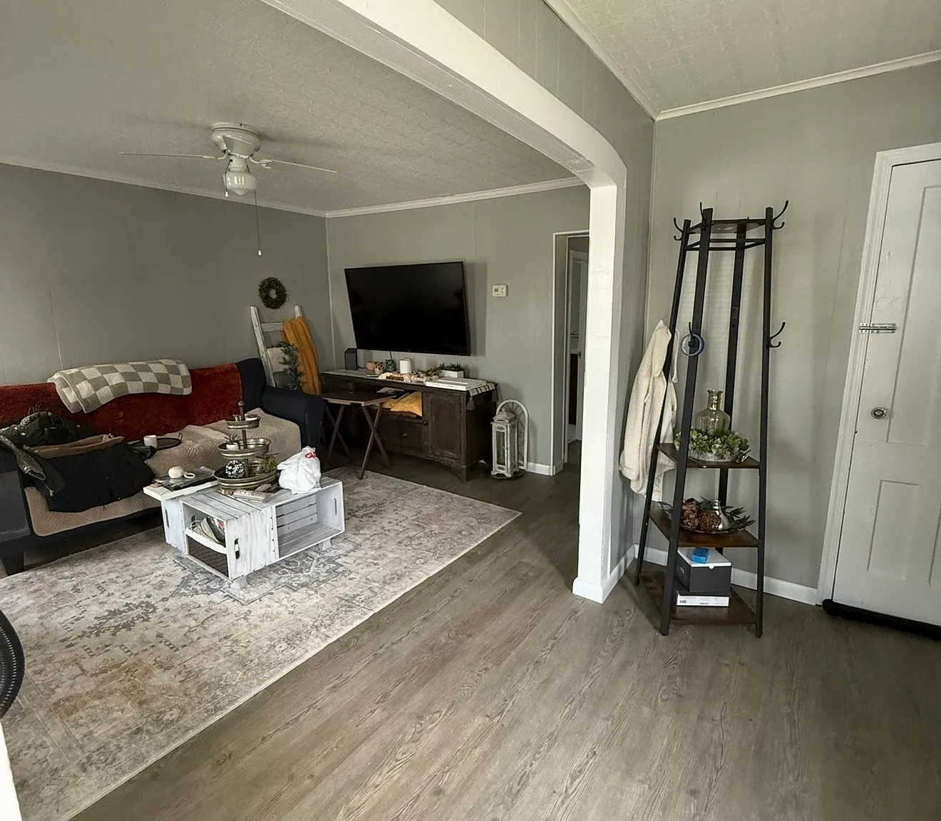 2 bed, 734 sqft, $1,500 — Photo 3