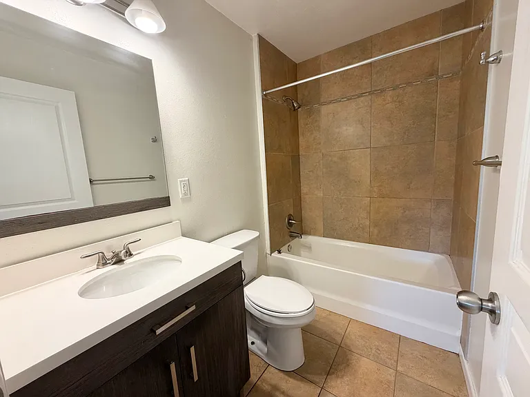 801 Deerfield Rd #6 — Photo 10