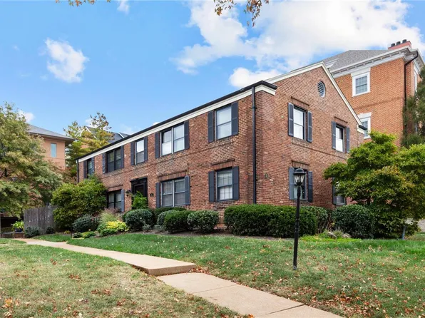 31 Topton Way APT 2W, Saint Louis, MO 63105