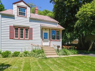 512 E Lincoln Ave, Libertyville, IL