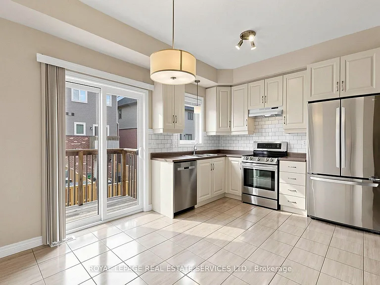 7 Birot Ln — Photo 15
