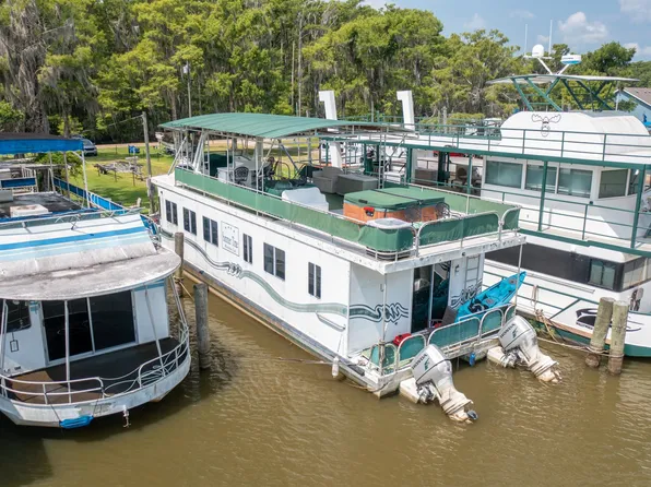 1513 E Stephensville Rd #6, Morgan City, LA 70380