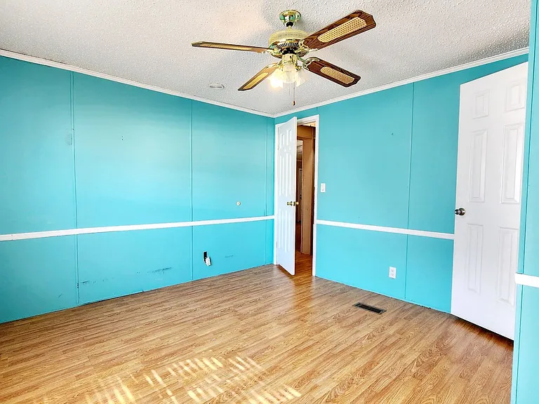19610 Alta Vista Dr — Photo 11