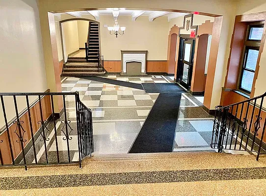 Rented by RealTegrity NY LLC | media 47