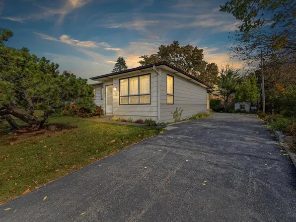 311 15th AVENUE, South Milwaukee, WI 53172