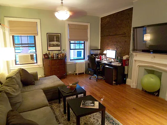 Rented by City Connections Realty | media 14