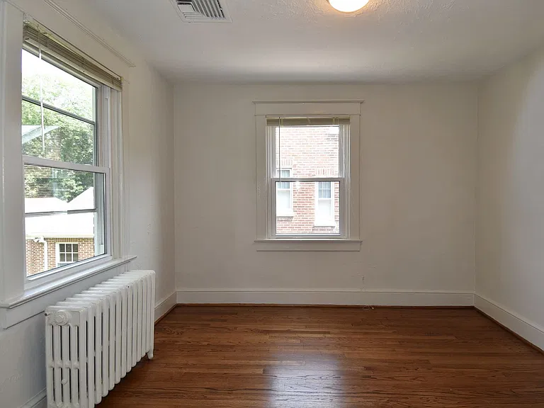 633 24th St S — Photo 32