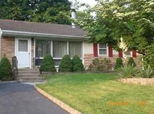 8 Euclid Ave, Middletown, NY 10940