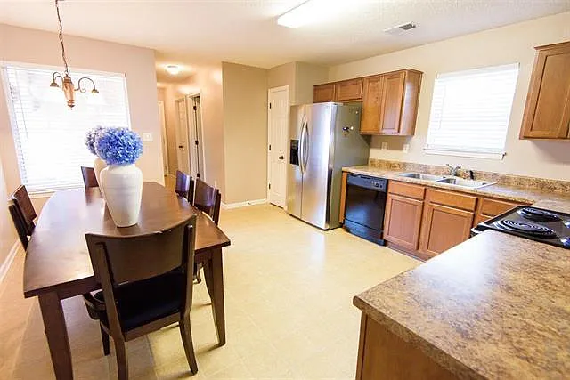 915 Carina Pass — Photo 10