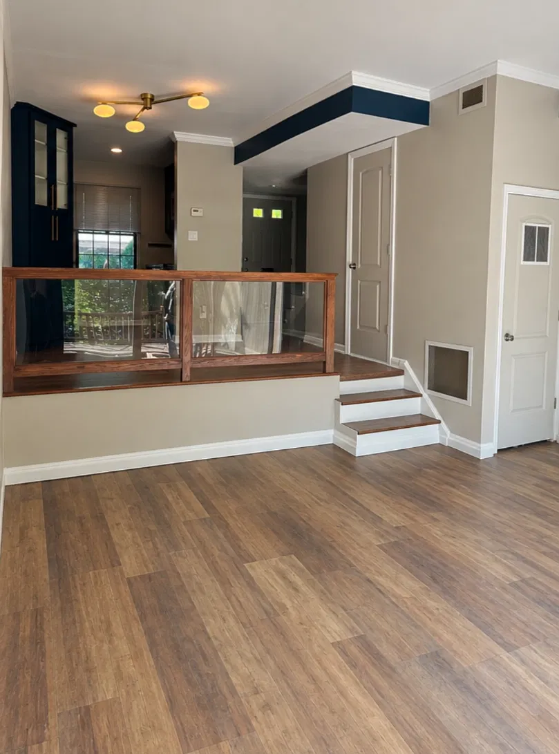 764 Carriage Cir — Photo 2