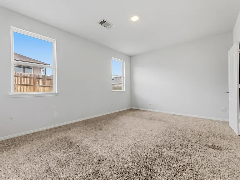 202 Eagle Mountain Trl — Photo 19