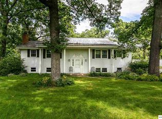 15201 Monastery Rd, Peosta, IA 52068