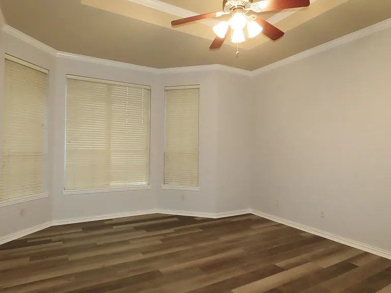 7609 Abbeywood Ct — Photo 18