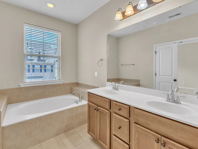 1333 Alemany St — Photo 27