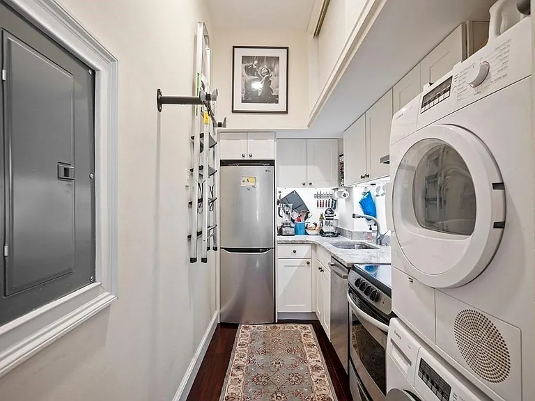 216 W Canton St #2 — Photo 6
