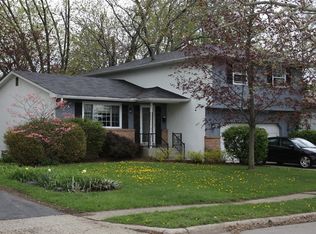 6019 Beechcroft Rd, Columbus, OH 43229