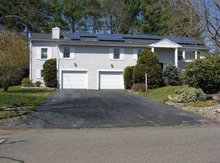 20 Ashford Rd, Longmeadow, MA 01106