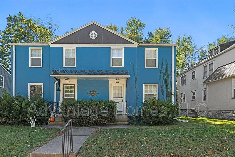 415 E 63rd Ter